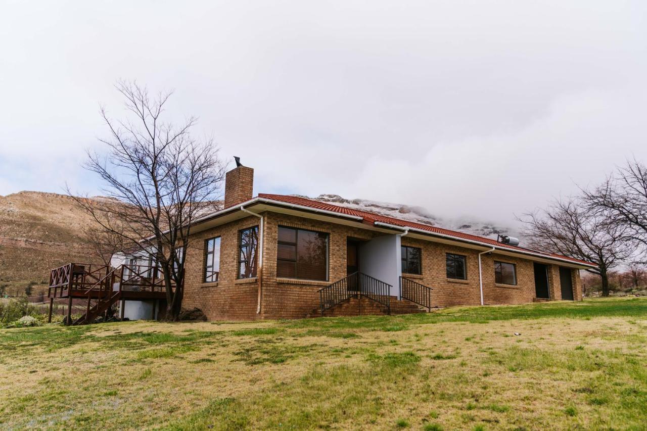 Boplaas Guesthouse Op-die-Berg Buitenkant foto